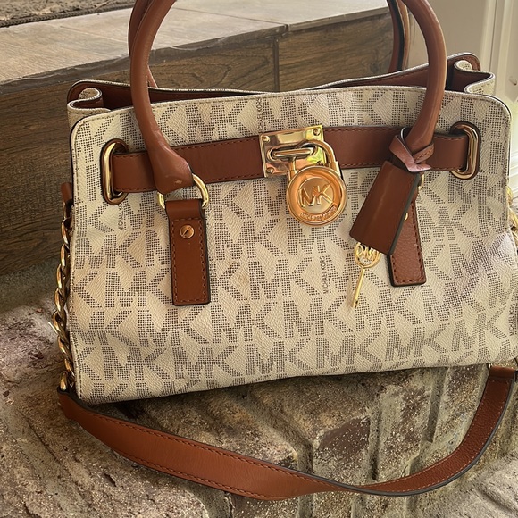 Michael kors purse and wallet bundle tan and brown - Picture 5 of 9